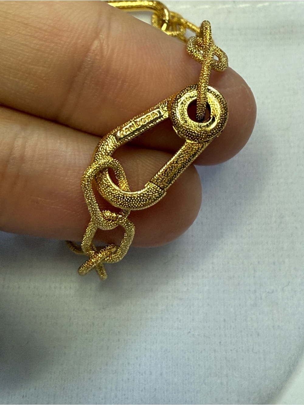 Pandora Small-Link Chain Bracelet
14k gold plating 7 inch - Picture 4 of 10